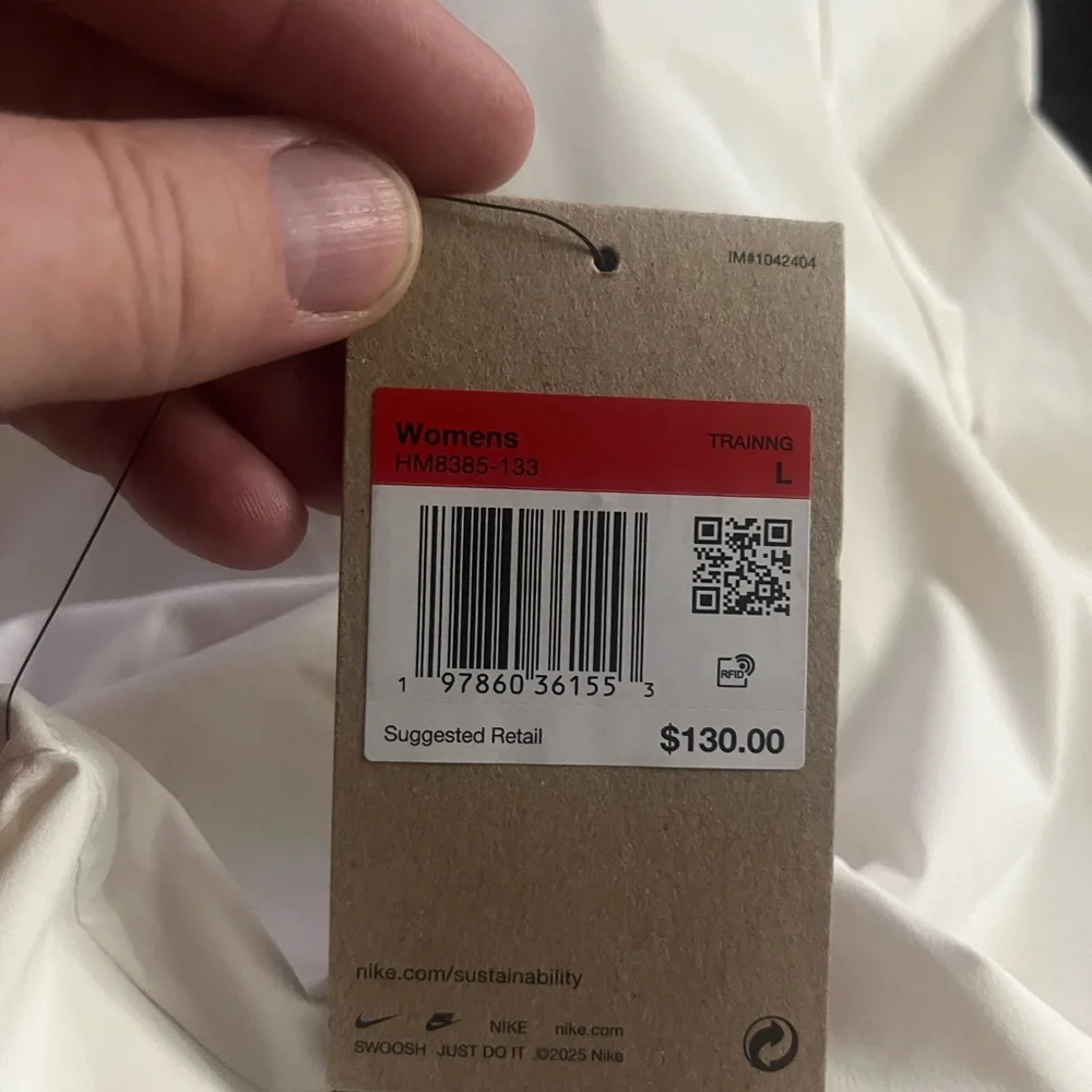 Women’s Nike DRI-FIT Large Button Down Shirt - Picture 12 of 12
